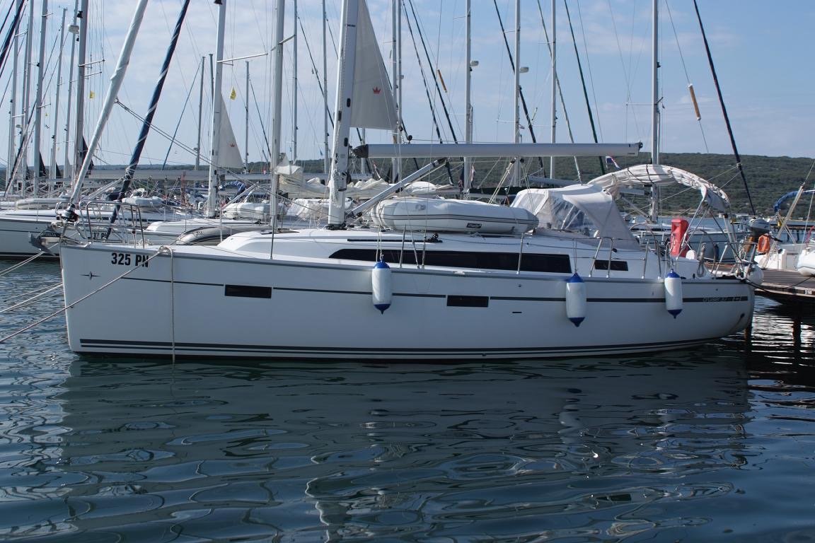 Bavaria Yachtbau Bavaria Cruiser 37